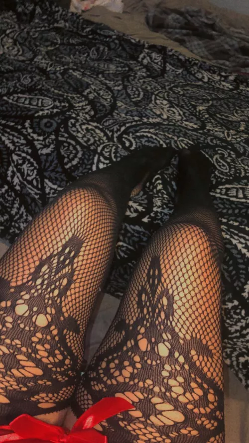 Cum spread these thighs and make me squirt everywhere 💦💦💦💦