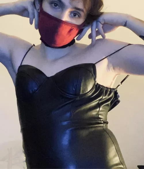 Do my cream colored pits turn you on 🥛😳