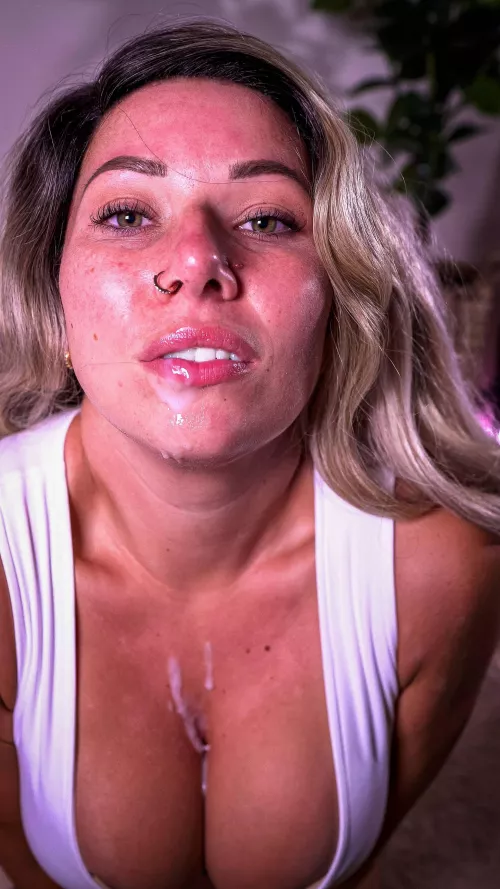 [F]28 i'm constantly told blond is my color, i think long dark hair fits me better