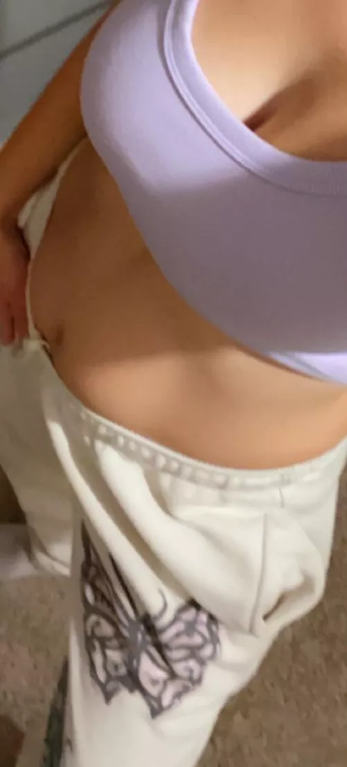 I’m here & not supposed to be. Will you keep my secret 🤫