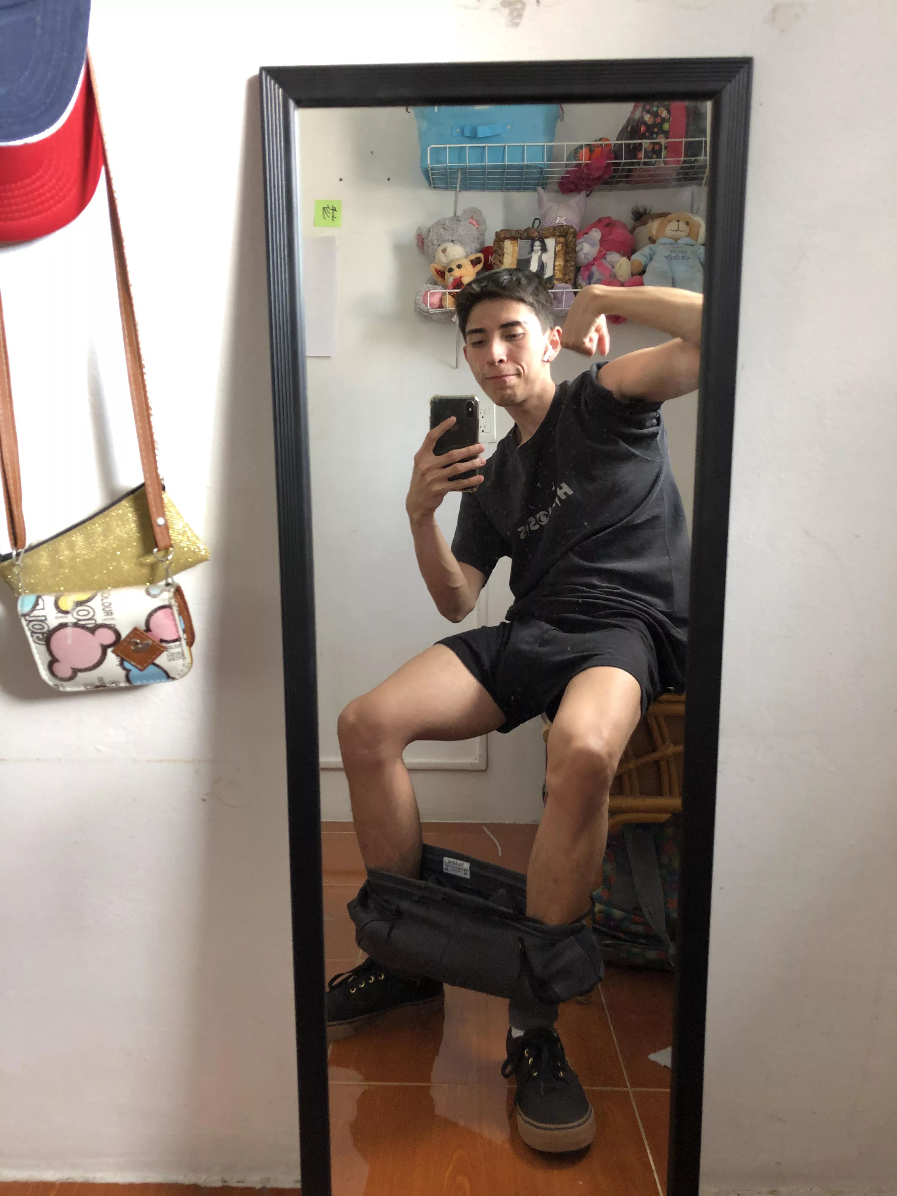 My shy 9 inches 😆