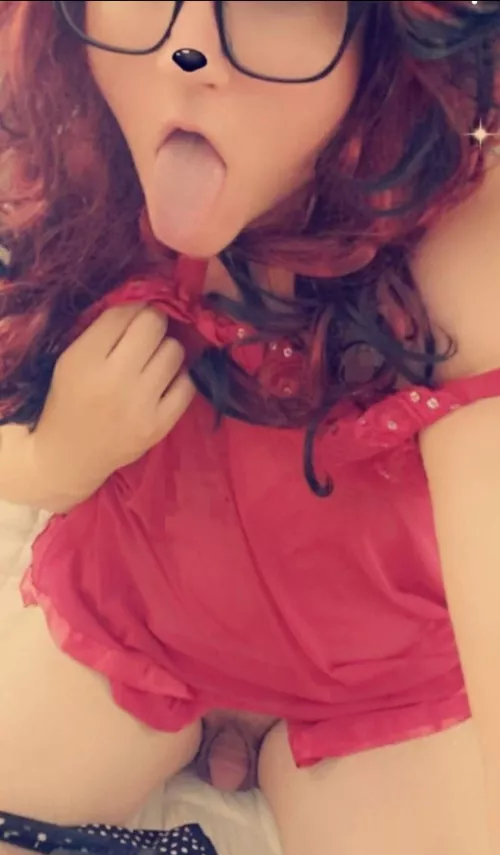 Wishing I was gagging on cock tonight 🥺👉👈🤤