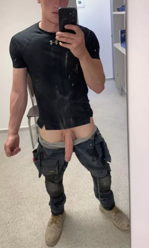 Working hard but Iโd work harder on pleasuring you