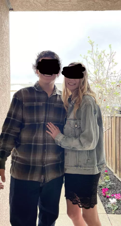 20yo couple [bay area or north idaho] looking for someone to join while my girl watches us or joins in.