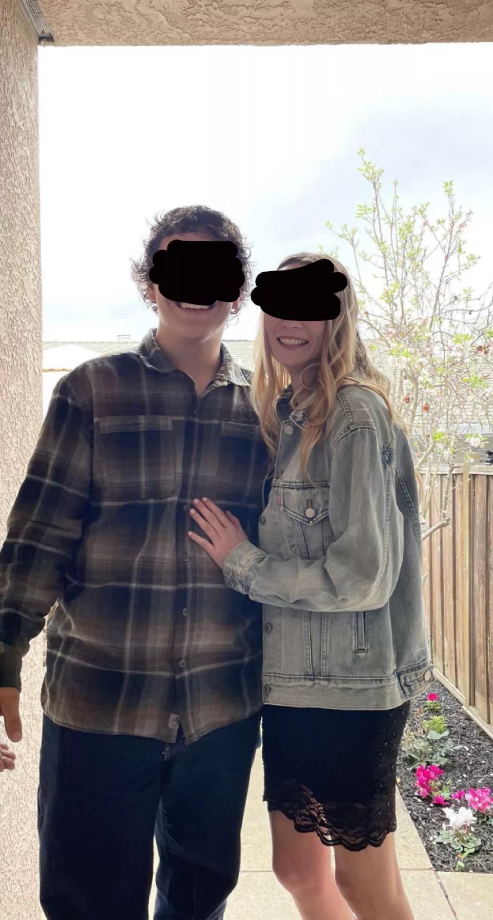 20yo couple [bay area or north idaho] looking for someone to join while my girl watches us or joins in.