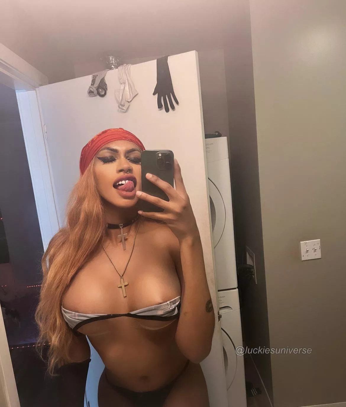 Blondes have more fun 😈