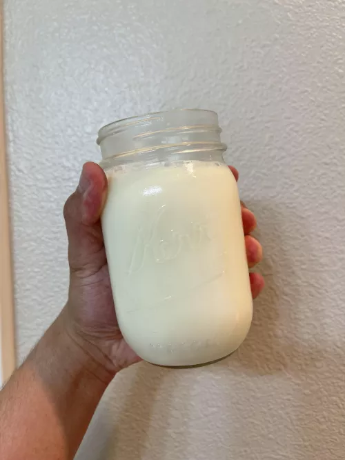 I drank this fatty white breastmilk that a mom gave me freshly pumped 😩🤤