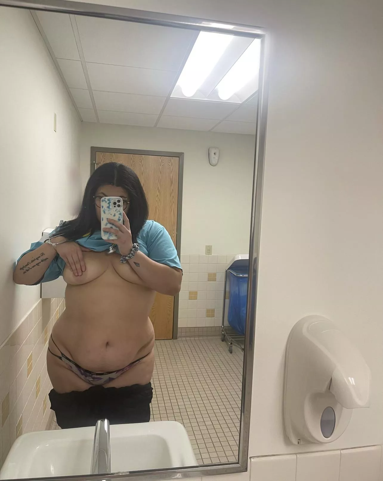 [image] quickie at work?