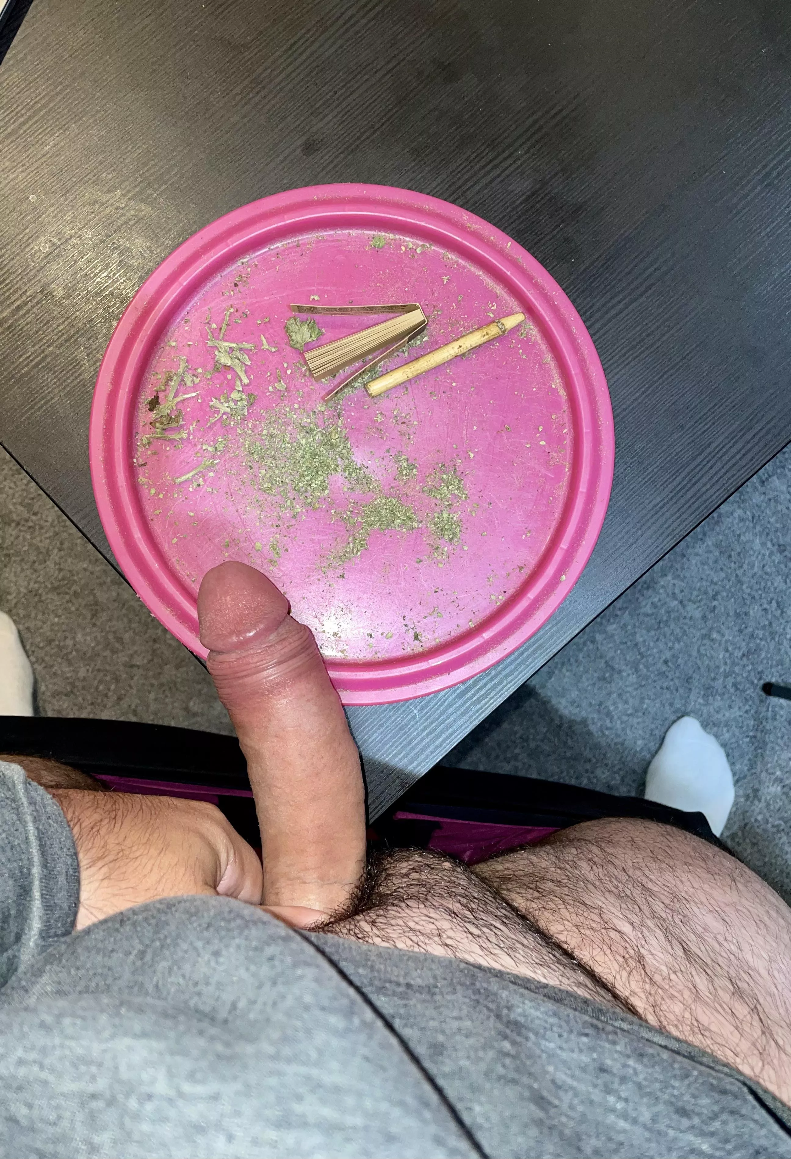 Stroking and s(m)oking, thick cock and thick joints