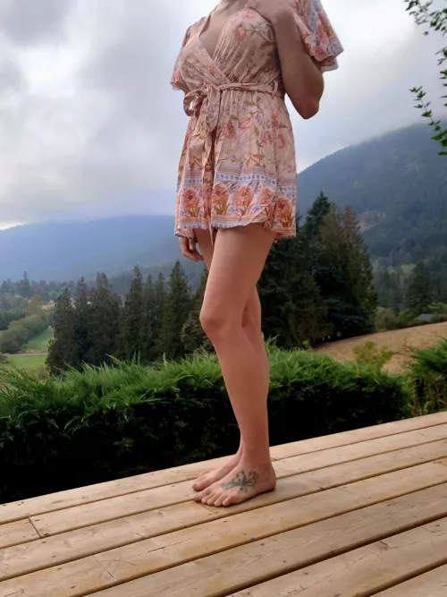 Teasing you from the neck down 😊