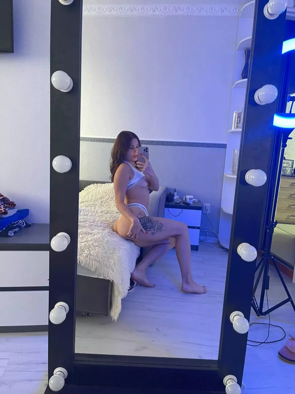 Did I make you stare? 🍑