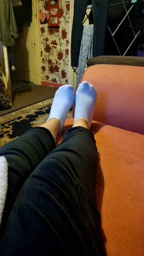 dm if u want my snap chat 😃