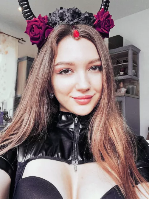 [domme] I like to bully little bitch boys... but I know you love it