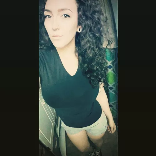 [f] you might be able to see my bra thru this shirt, whoops