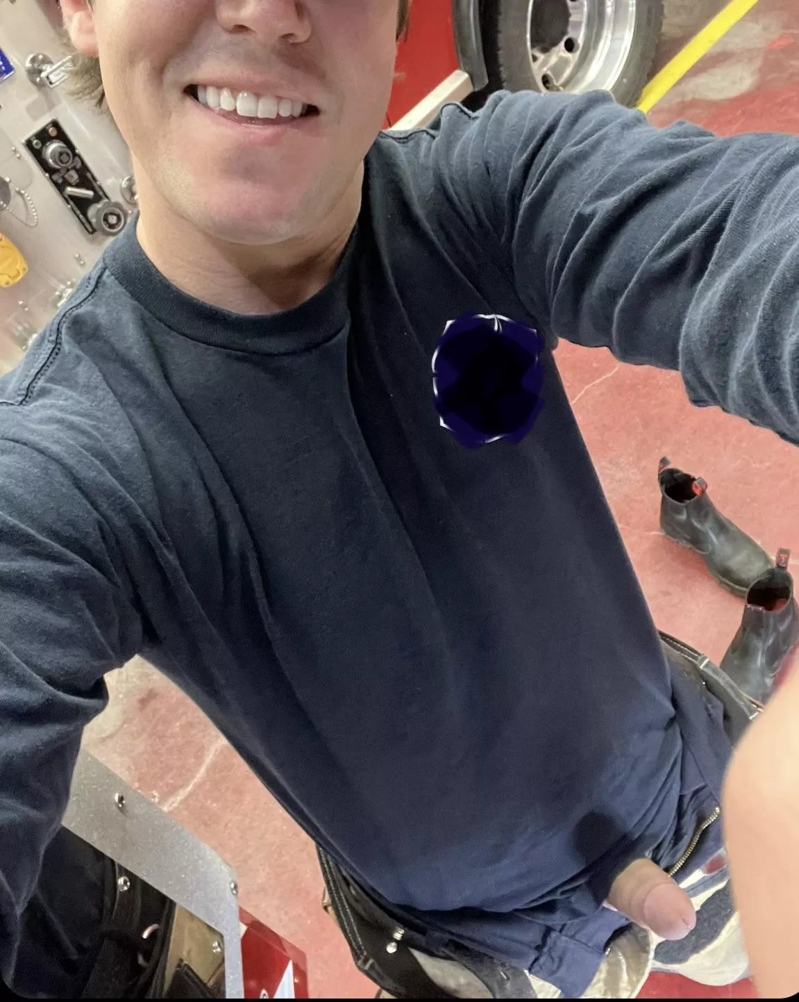 I hear y’all like bi Firefighters?