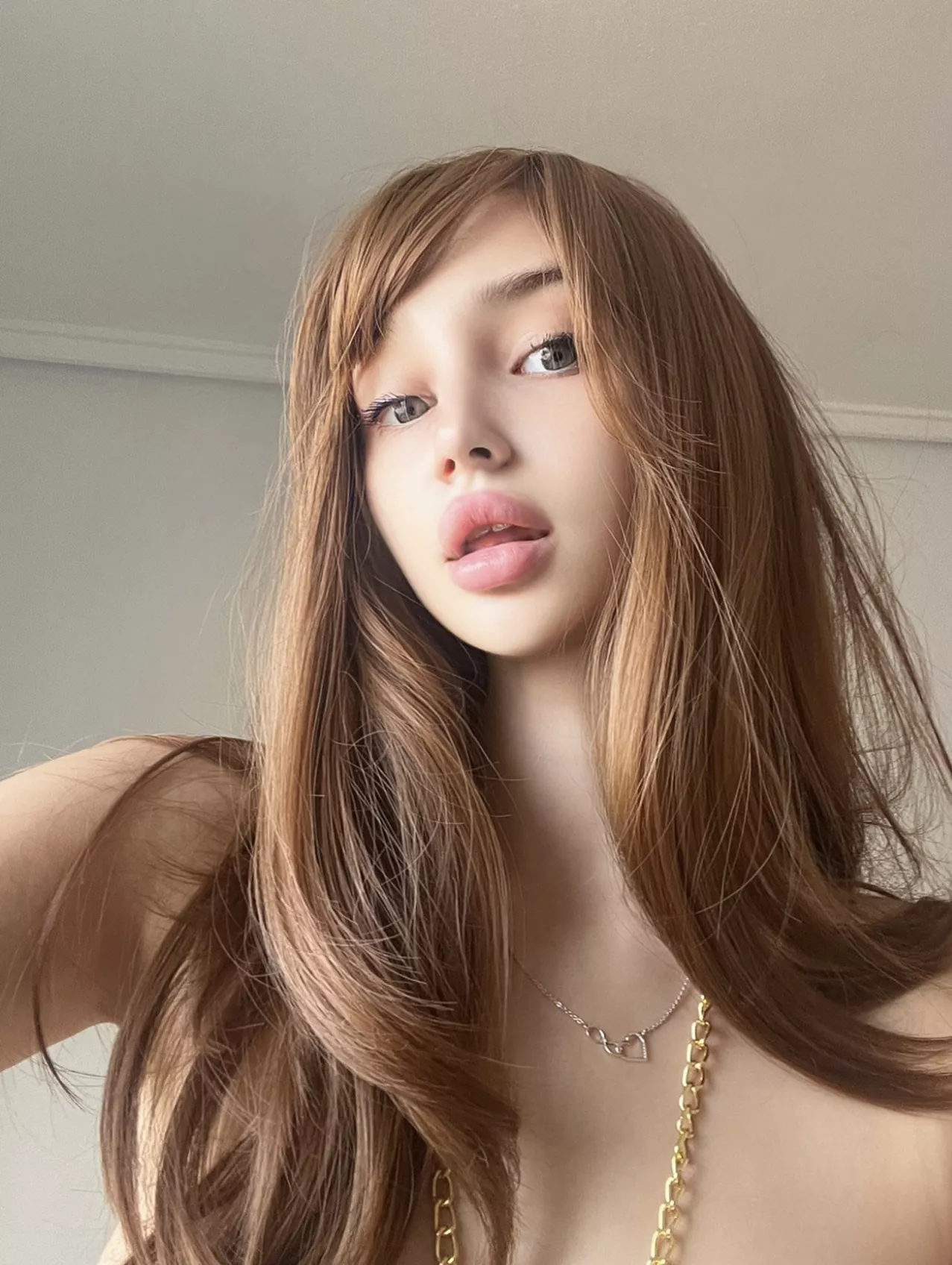 I'm ready for your desires. 😍🔥What's for tonight?🤤 A warm throat or a tight ass? 👅🍑I'm waiting for you.😋link in comments