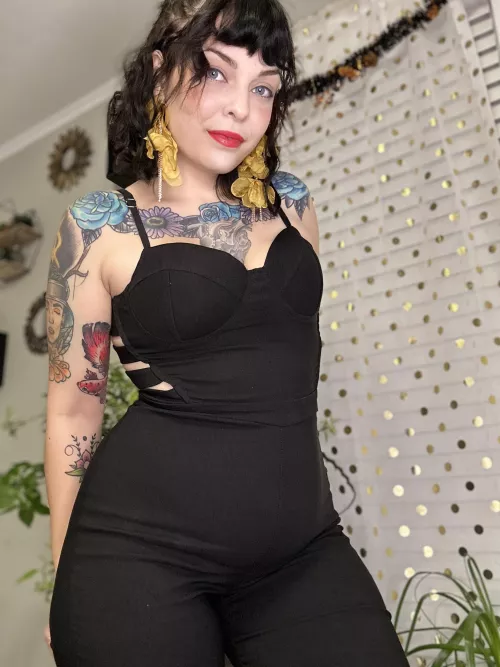 Naomi Cakes (@naomicakes69) [Onlyfans]