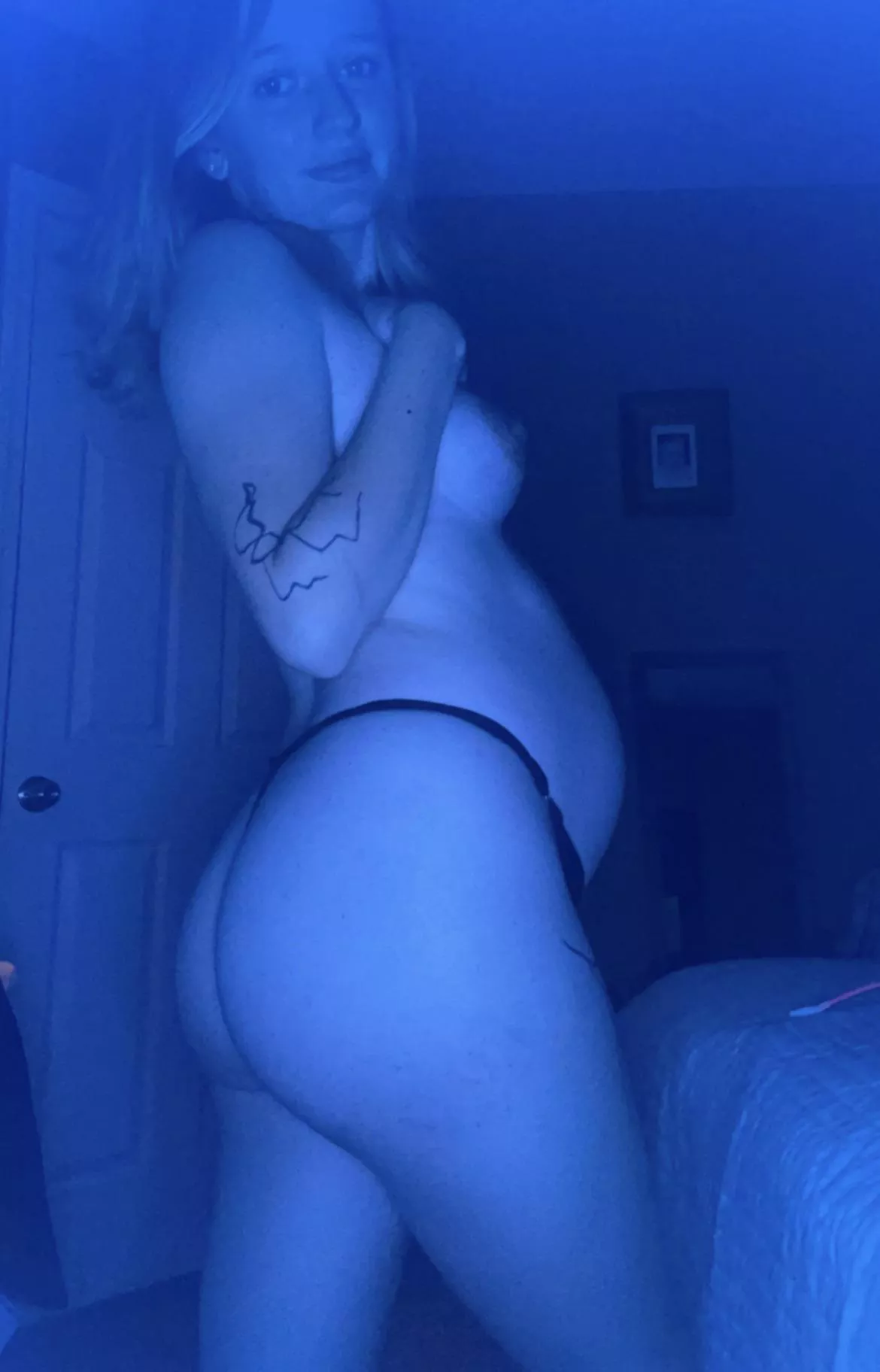 react if you’d snap a milf like me