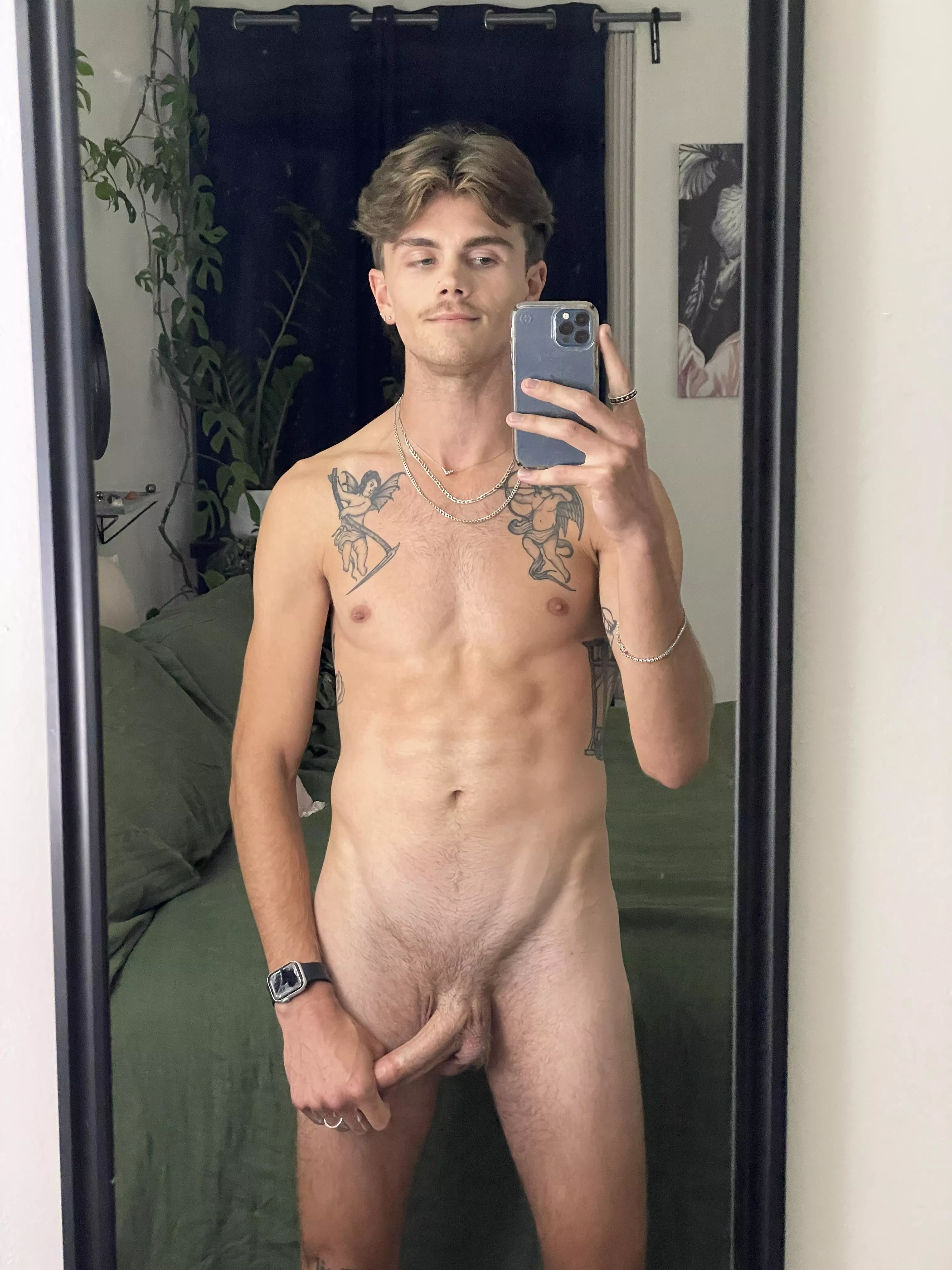 Who wants to fuck? 😏