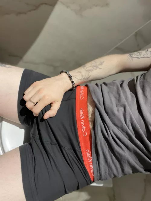 Would you like to see what’s underneath?😈