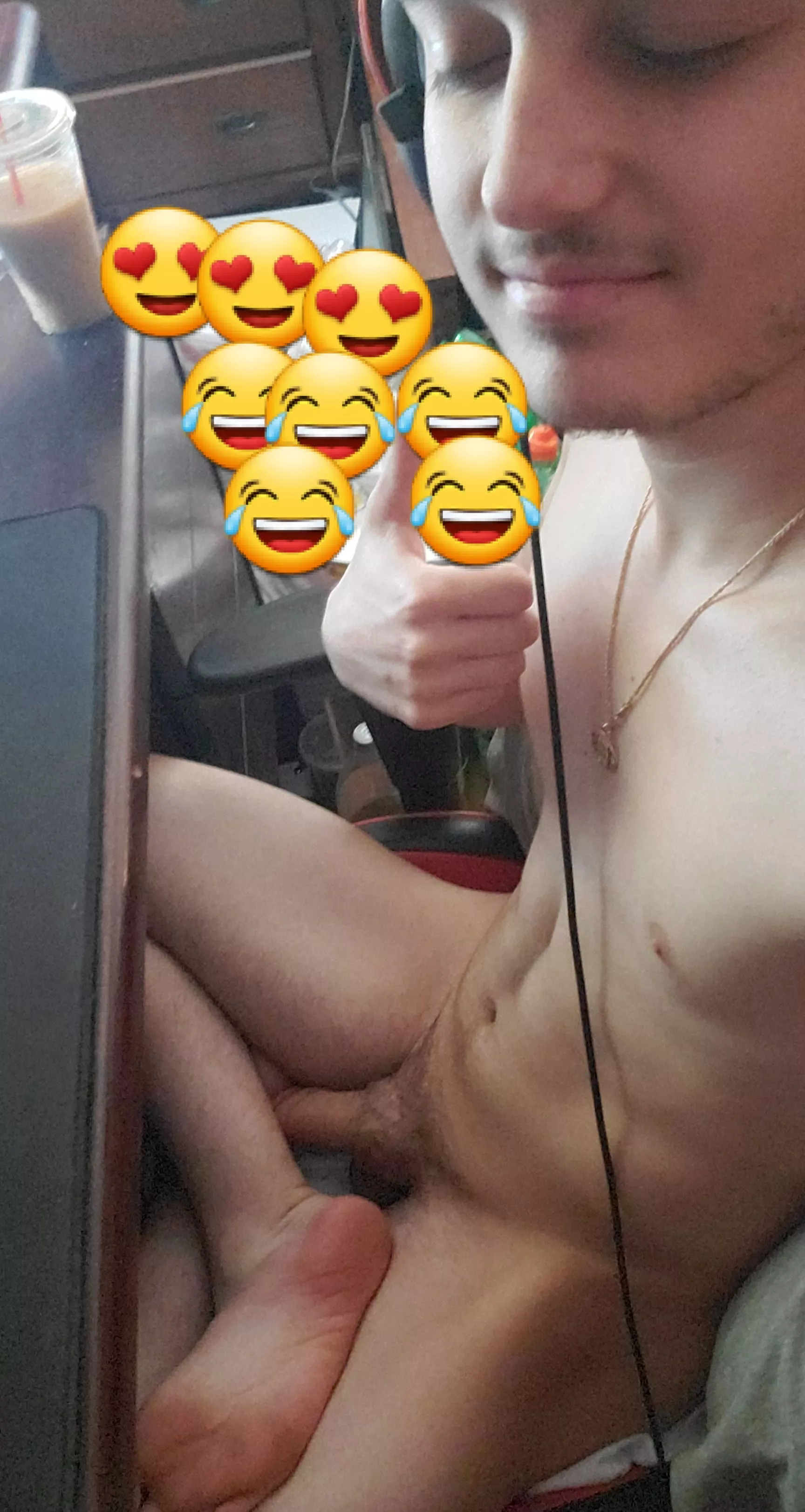 [19] Just chilling with a softie🤭