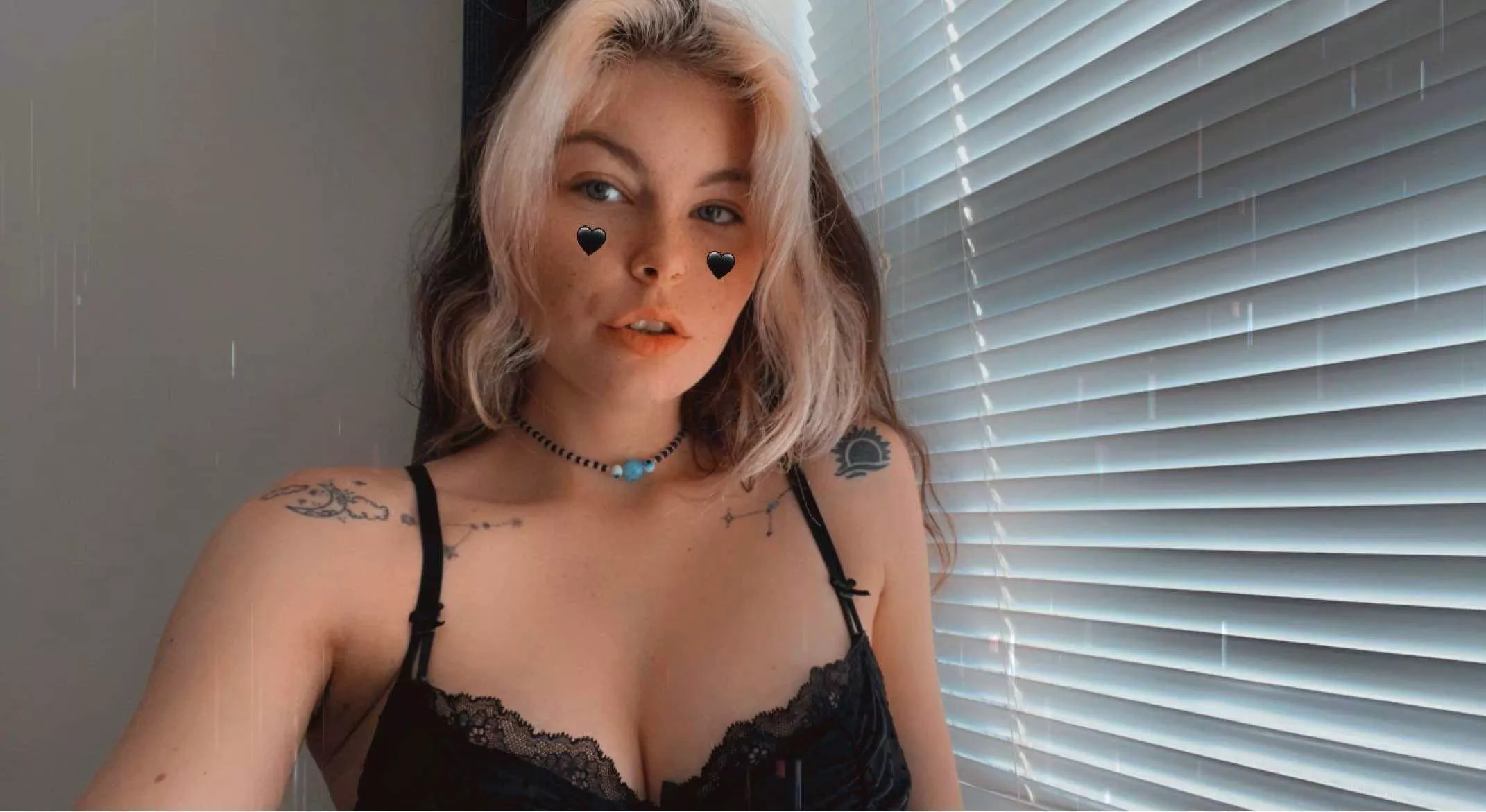 40% off your first month , what are you waiting for !! Cum an worship your goddess 💋