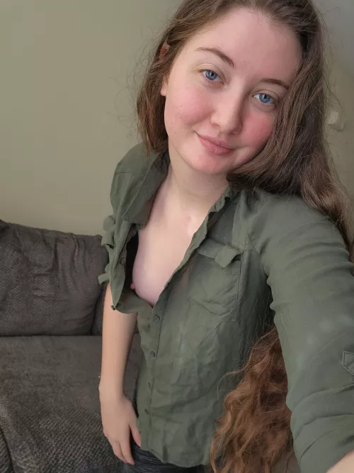 I wore my shirt like this to grocery shop yesterday