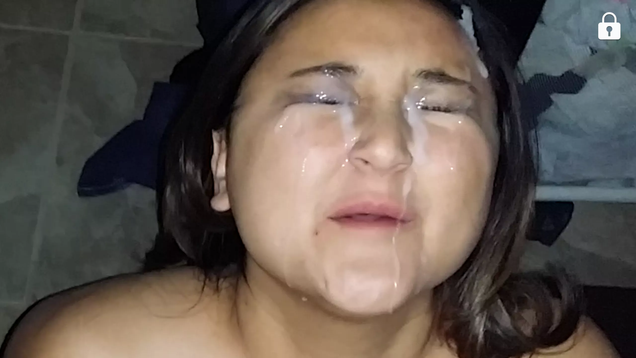 it doesn't look like she enjoyed this glazing