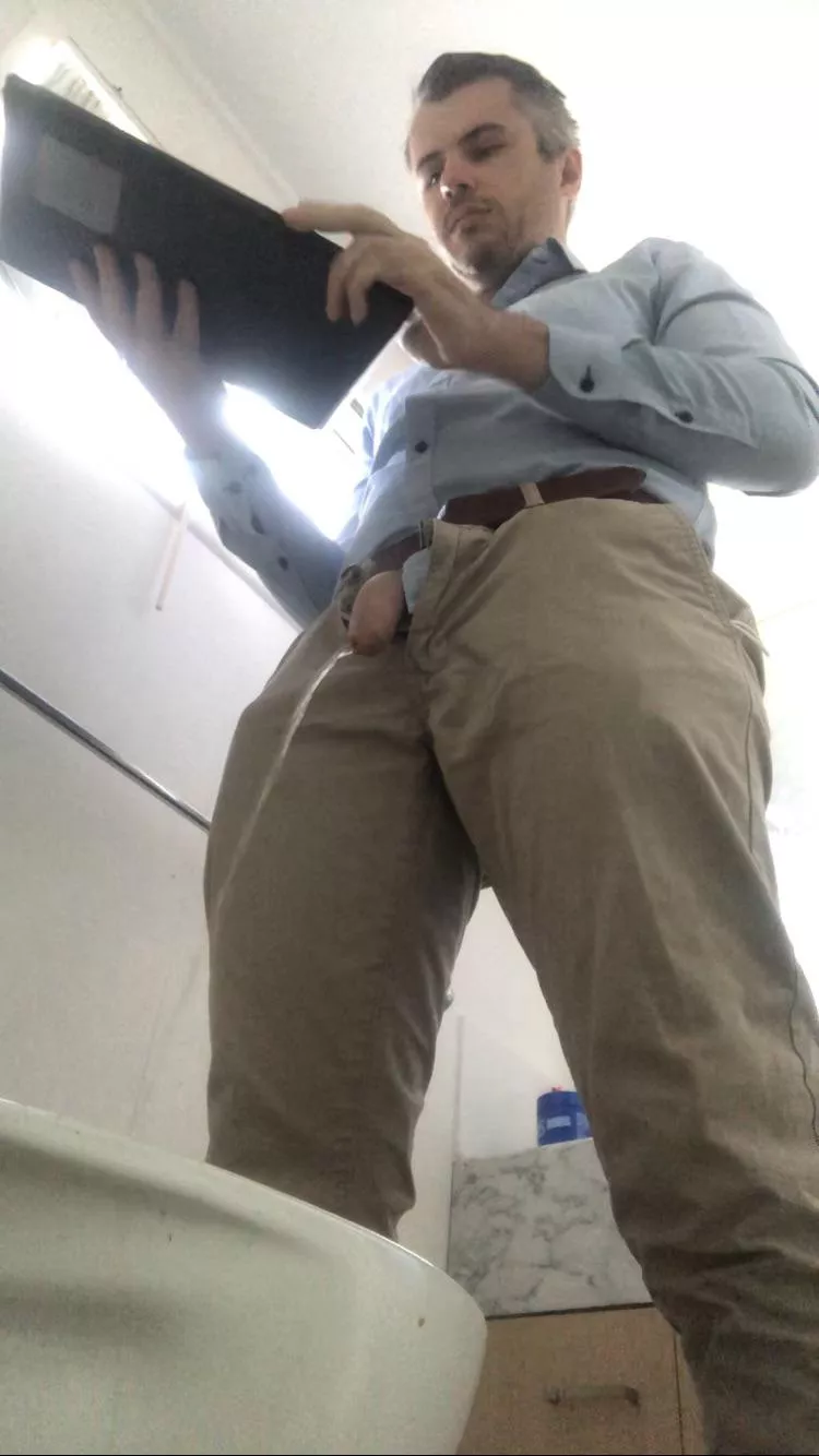 Pee before job interview Pee before job interview