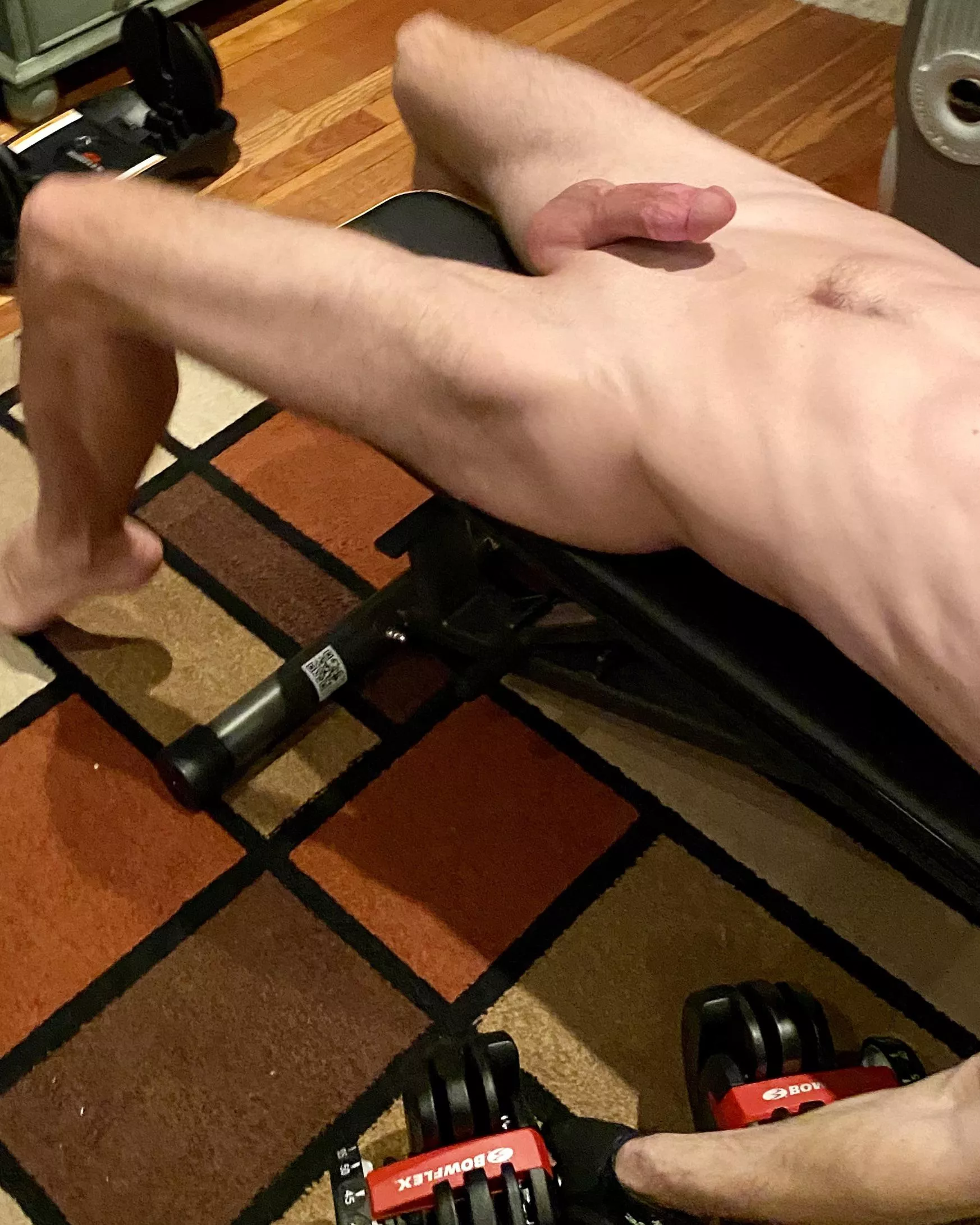 Anyone else like lifting completely naked and completely hard? [38]