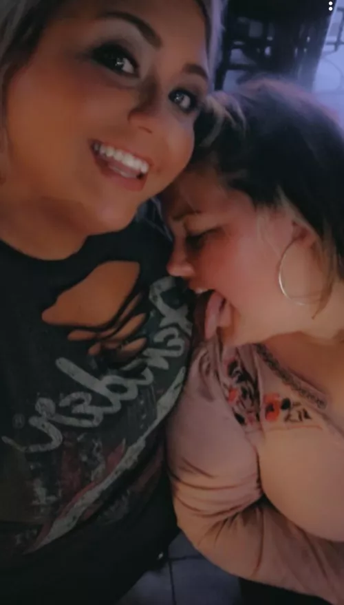 Every woman has a lesbian side 😛😈