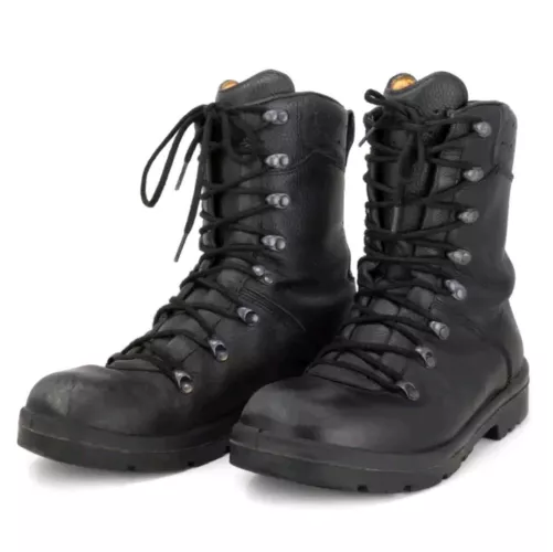Got these ordered as a 8.5 like I wear all my boots but my toes are at the very end of the toe box where most boots give me breathing room. I can still curl my toes 90% of the way for the most part. Will this be a issue down the road and should I exchang