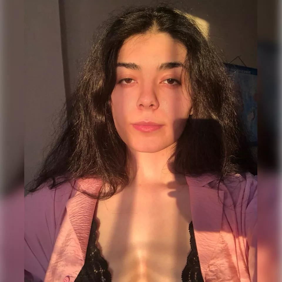 I need tribute for my sis (dm me anytime)