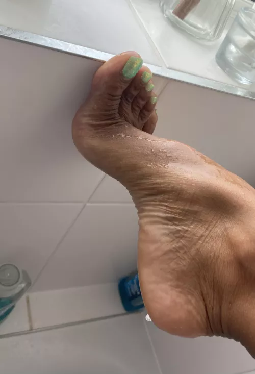 Shower feet 💋💚