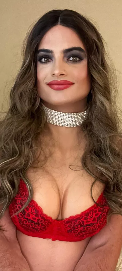 Someone needs to keep me from purging… this side of me is way sexier 💕💕🥰🥰