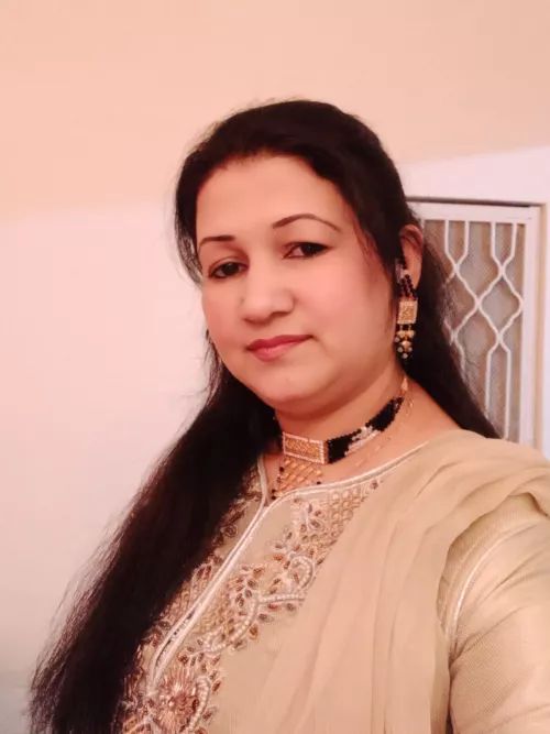 what do you think about my mom Dm to talk about her