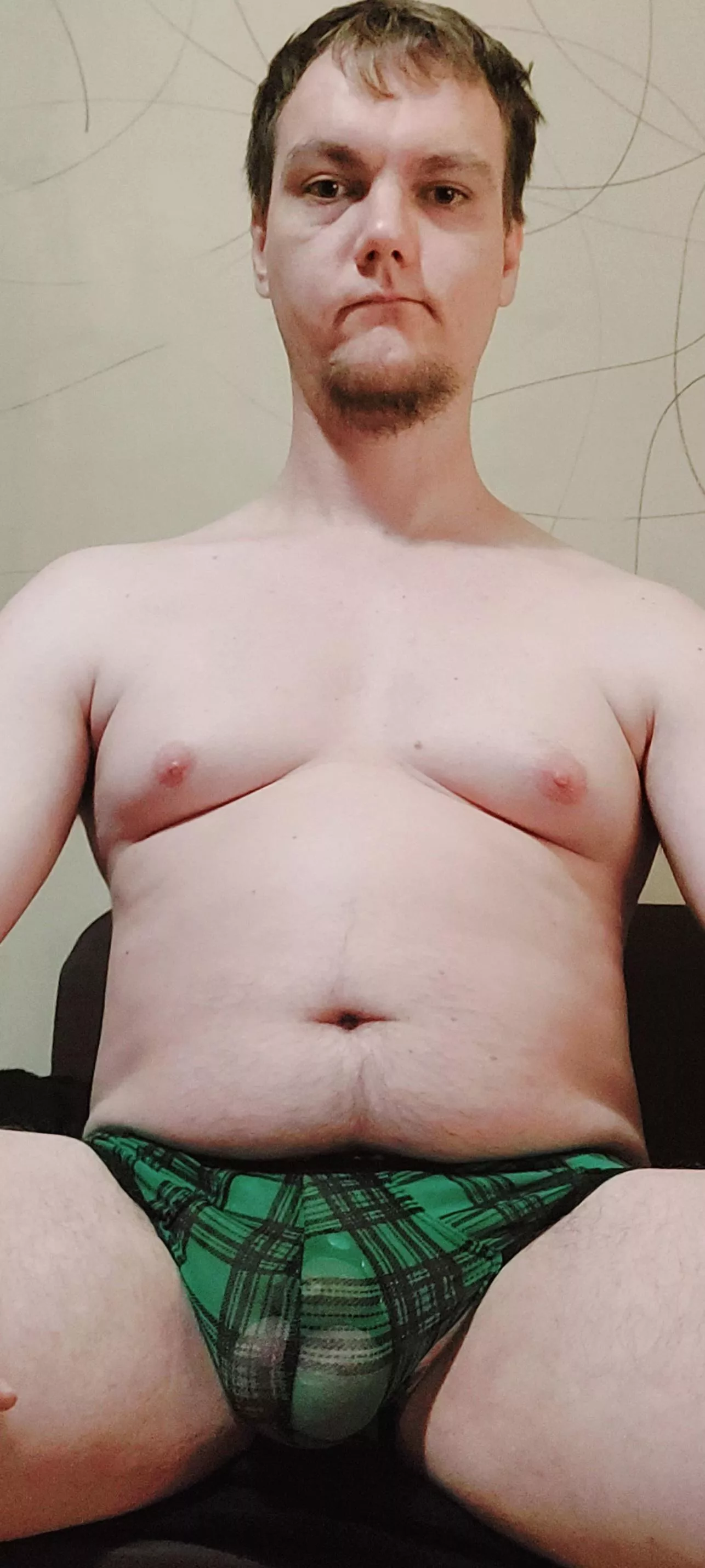 32 years old from Warsaw. Any bears want to make friends? 😜 Write me 😈