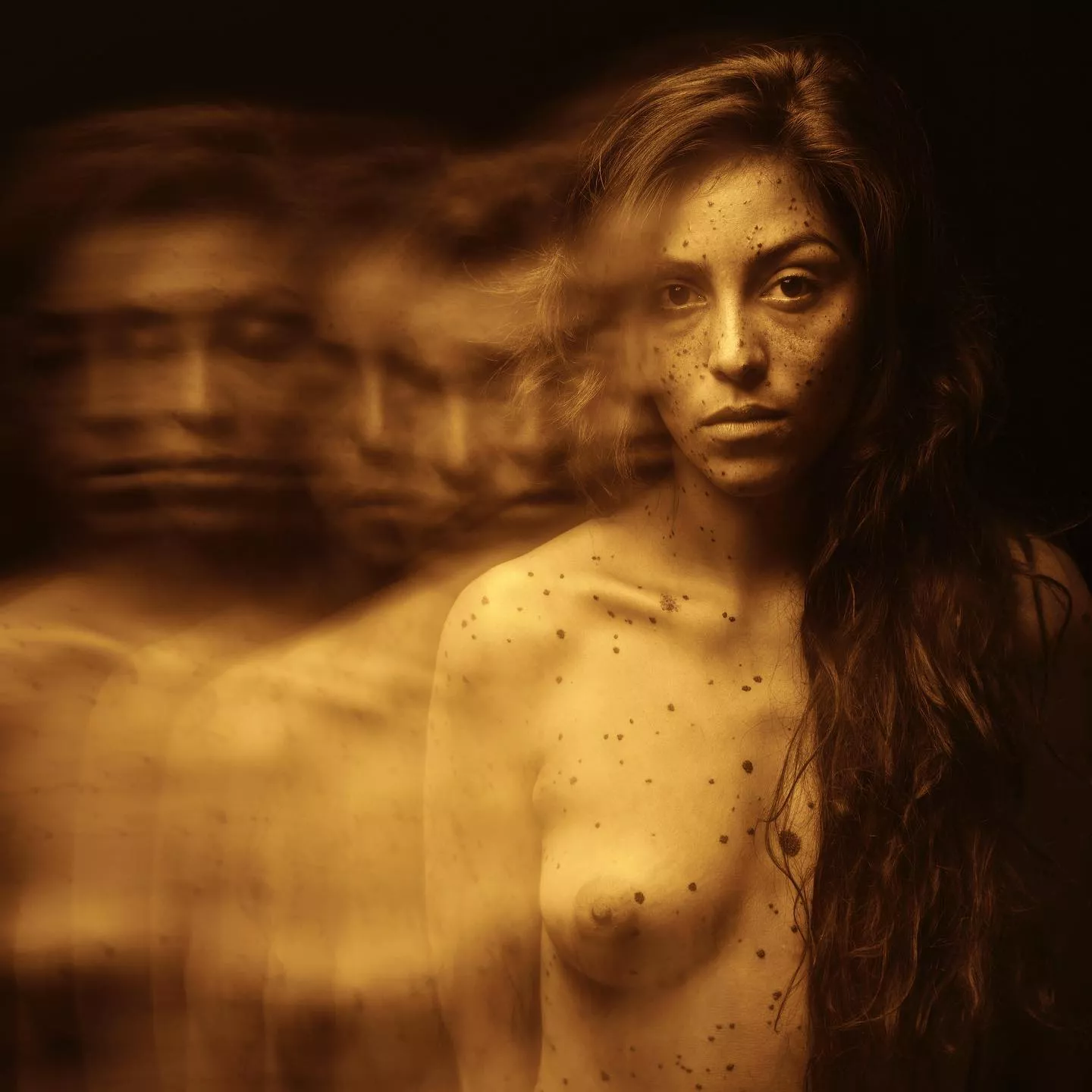 good moles : Paola Li-Passa Passa by Aramio Pazzo