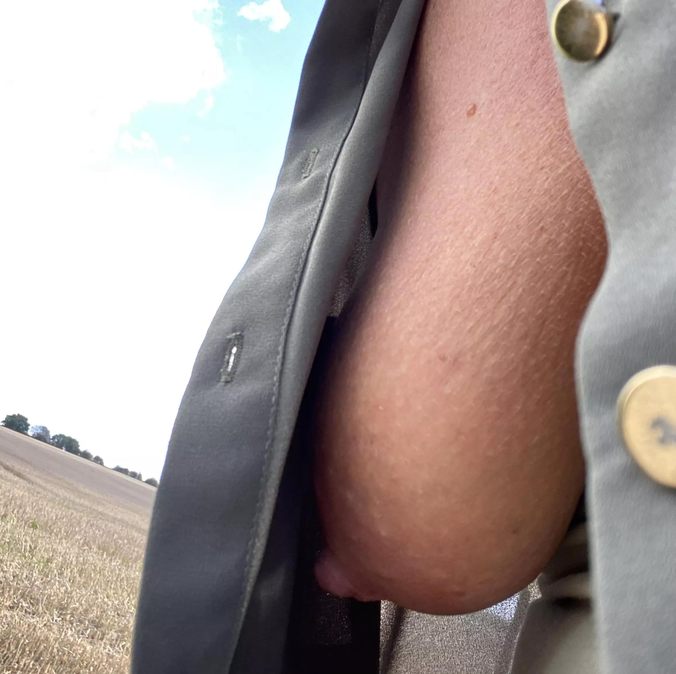 Happy Friday. Hope you are all having a wonderful day.