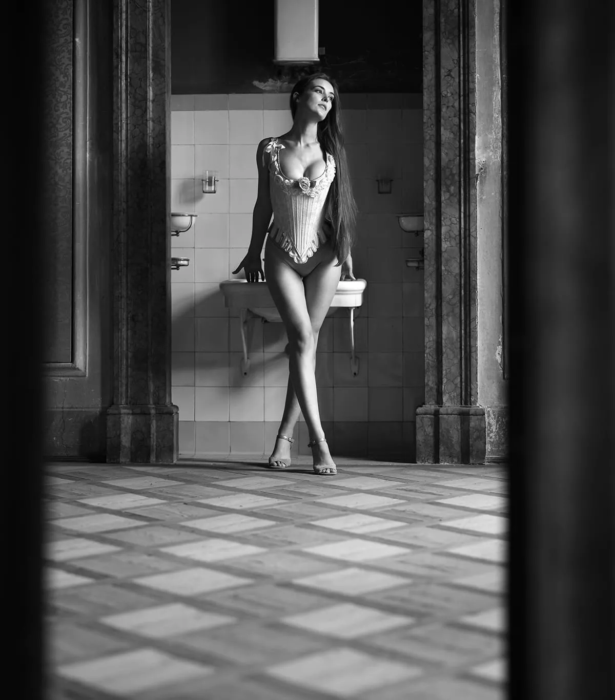 Have a lovely weekend! 🖤