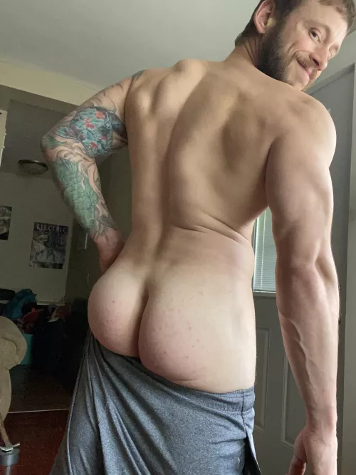 Leave a hand print 😏