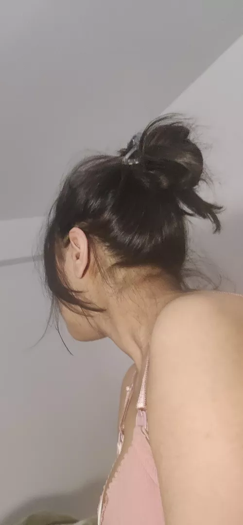 Looking to trade ongoing unaware live pics of wife, will need to verify. Kik only fiestytemp