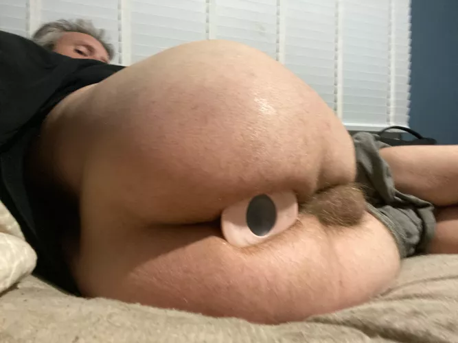 Love when my stretched asshole relents and the thick butt plug is finally in my fuckable asshole .. photos is gonna be taken after this message