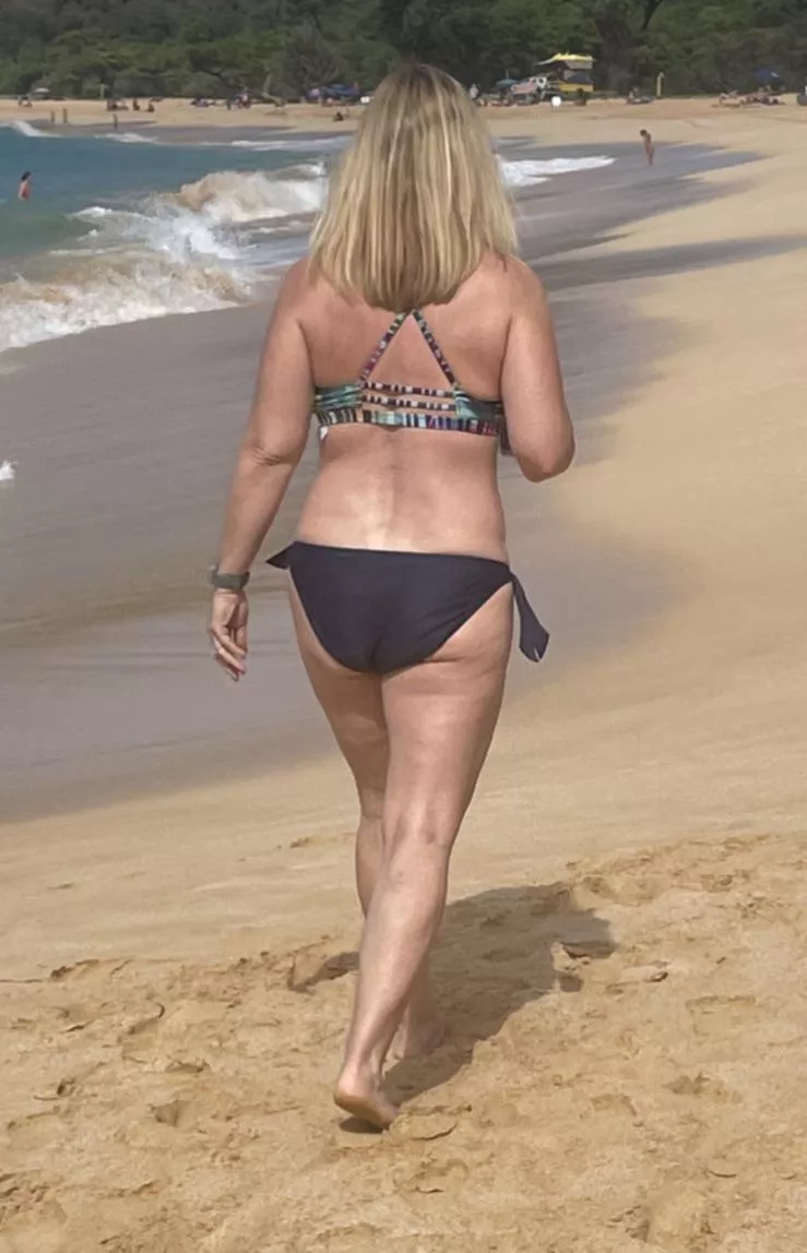 Milf needs to know what you would do with her. Need to trade for other milfs. One word comments below a plus. Tele : prettyprude