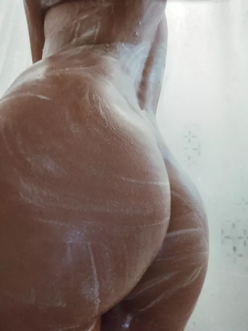 Take a shower with me, papi 😈 free of