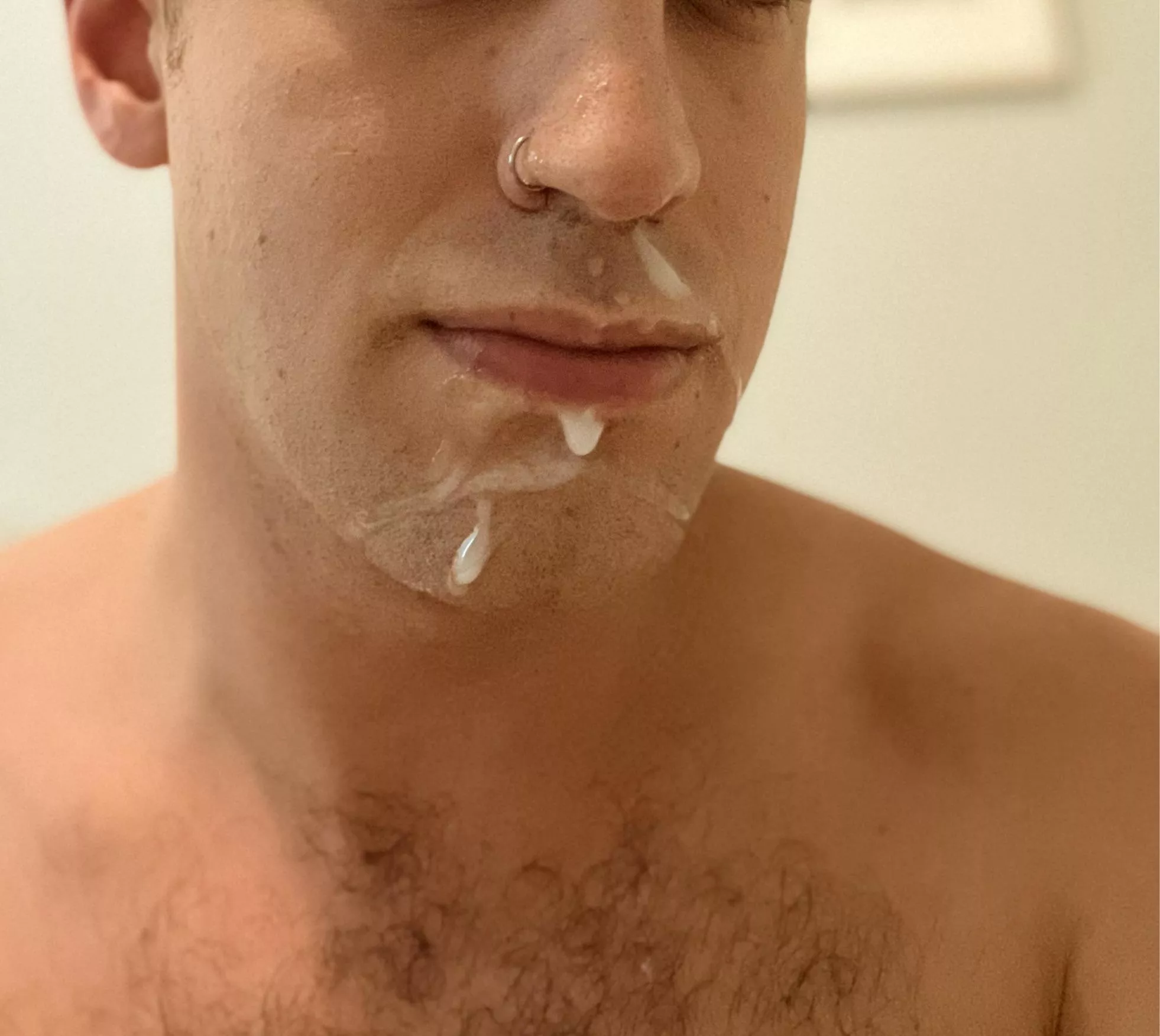 Careful, that’s a load-bearing face!