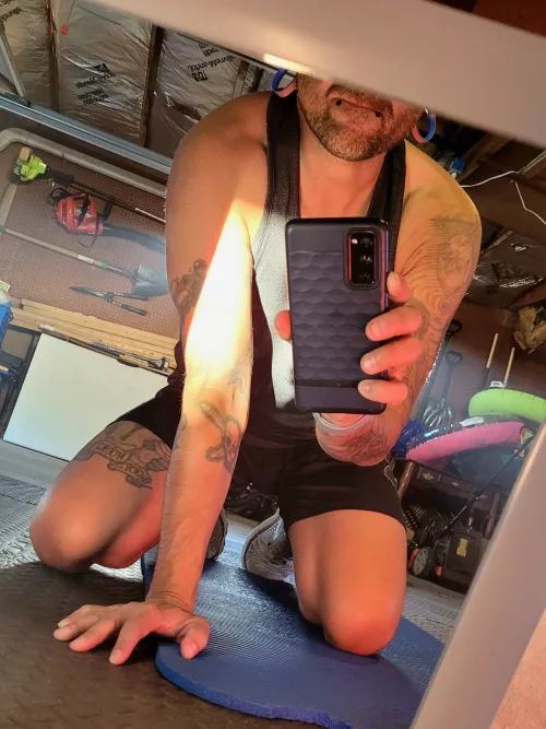 Gym workouts for the privacy