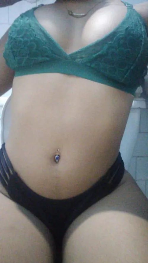 hello d.addy we have fun ? I'm always hot .. we'll have an amazing time send me a message to know price list 