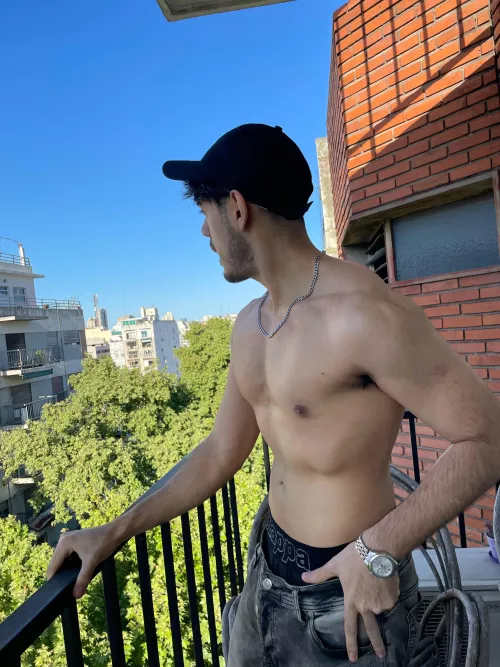 Hi its a new day do you like the view?