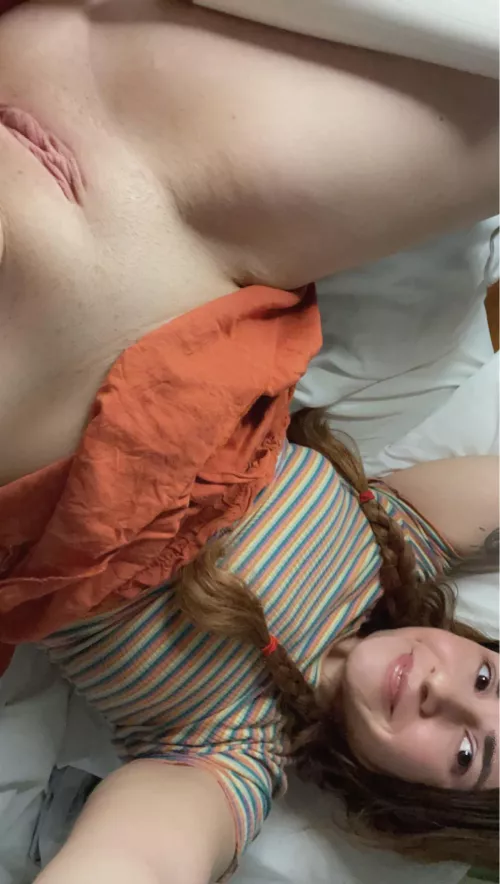 If a shy girl you’ve seen around slid into your DMs and sent you this what would you do? 🙈💕